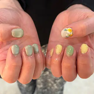 ネイル 栗田 ゆう子のネイルデザイン