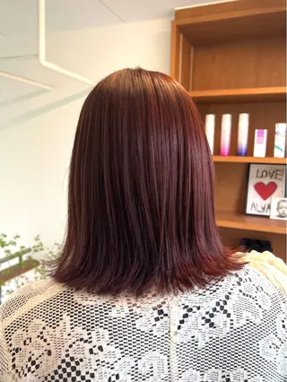 ミディアム カラー Ami ブリーチ/ハイトーンのヘアスタイル