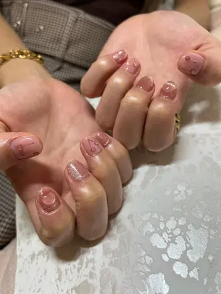 ネイル ちゅるんネイル🪄 耳ツボジュエリー🔗のネイルデザイン