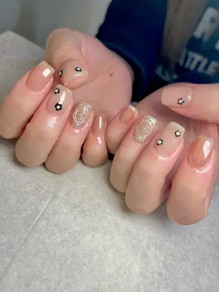 ネイル elu船橋店 KAORIのネイルデザイン