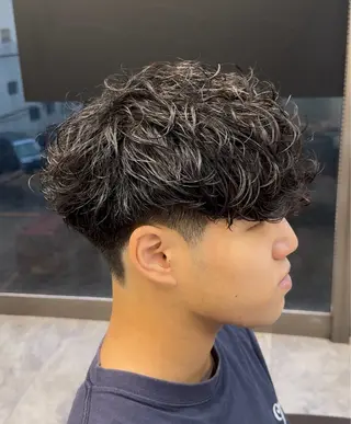 パーマ メンズ 杉村 一輝のヘアスタイル