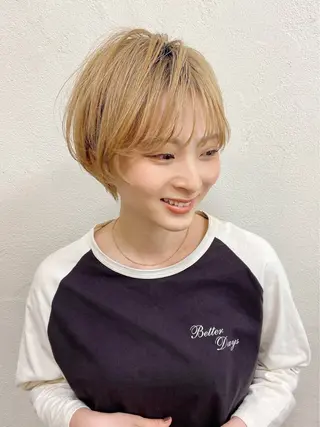 ショート カラー うる艶カラー× ハイトーン/miuのヘアスタイル