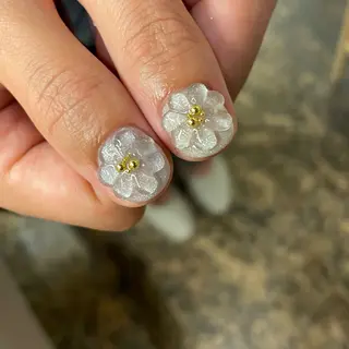 ネイル CLEMORE NAIL 池袋西口店所属・MIHO ˚✧₊のネイルデザイン