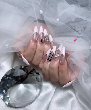 ネイル Nanami ·͜·ꔛෆのネイルデザイン