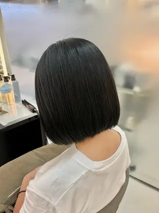 ミディアム カラー Iris by artina 武蔵小杉店【イリス バイ アルティナ】所属・🎼レイヤー/顔周り カット/nene♬のヘアスタイル