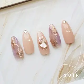 ネイル NOIR所属・NOIR 長谷川のネイルデザイン