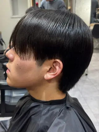 メンズ excia渋谷所属・曲がる縮毛矯正 センターパート/翼のヘアスタイル