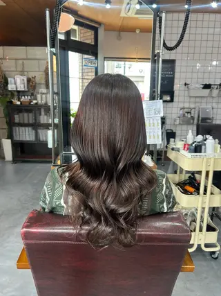 ロング カラー 倉本 美優のヘアスタイル