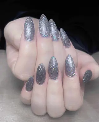 ネイル JINIE689 ジンのネイルデザイン