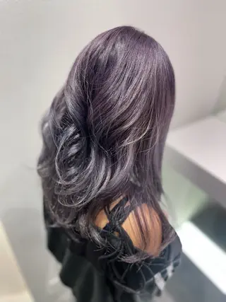 セミロング カラー 佐野 えり奈のヘアスタイル