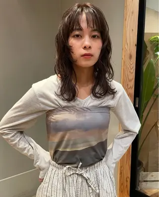 ミディアム パーマ 艶カラー✨️ 須澤亮斗のヘアスタイル