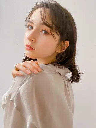 ミディアム カラー パーマ ヘアアレンジ メンズ キッズ ネイル マツエク・マツパ モリモト サナのヘアスタイル