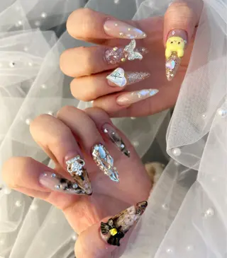 ネイル ✴︎ Delightのネイルデザイン