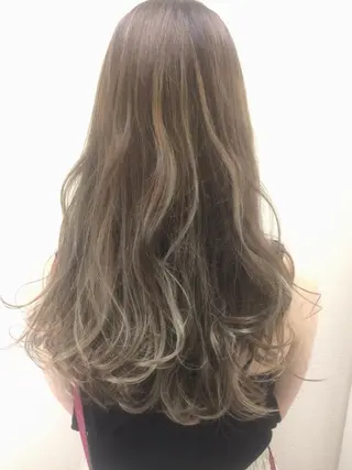 カラー 龍 門のヘアスタイル