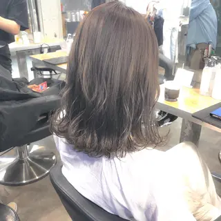 ミディアム カラー 🔷似合わせのプロ KUMA🔷のヘアスタイル