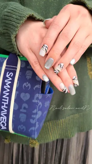 ネイル and Nのネイルデザイン