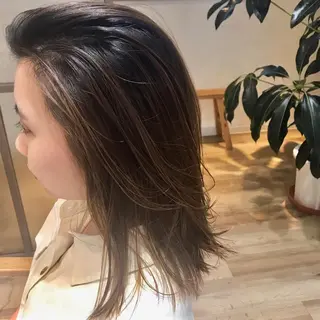 ミディアム カラー J.M HEAD所属・稲荷 友美のヘアスタイル