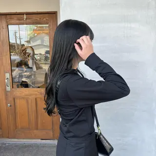 カラー 中井亜未/ 姫路ボブのヘアスタイル