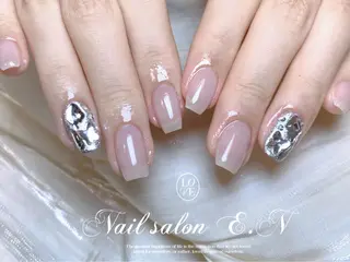 ネイル E.N🦋 長さ出し/持ち込みのネイルデザイン