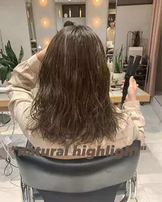 セミロング カラー Bree"ze所属・大河原 修太のヘアスタイル