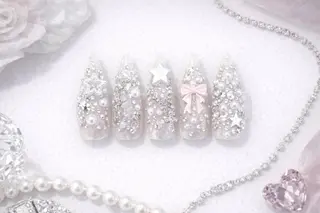 ネイル 南森町rebest 💅nailのネイルデザイン