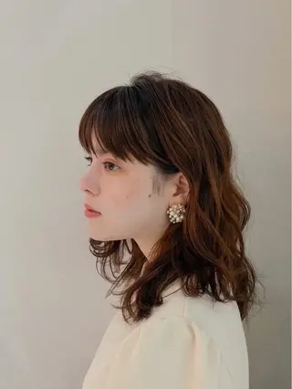 カラー rina似合わせ レイヤー韓国カラーのヘアスタイル