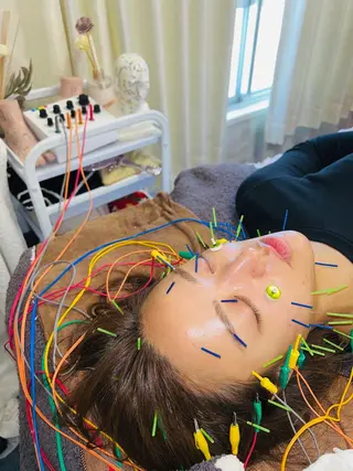 美容鍼灸サロン mahoroba院長のエステ・リラクイメージ