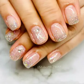 ネイル Nail salon MEGUMIのネイルデザイン