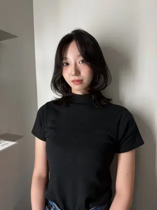 セミロング カラー 🌿レイヤー/ブリー チ/🌿JINのヘアスタイル