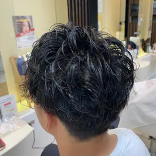 ショート パーマ メンズ 瀬川 茉衣子のヘアスタイル