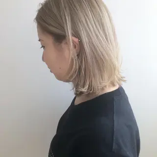 ミディアム カラー パーマ mano+所属・haruka 🐈のネイルデザイン