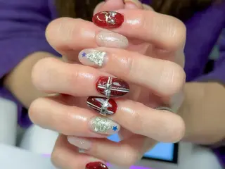 ミディアム サロン リムネイルのネイルデザイン