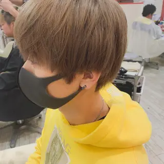 ショート カラー ヘアアレンジ メンズ 今村公介 ブリーチ特化、派手髪のヘアスタイル