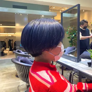 ショート カラー ボブ・レイヤー 田中 励也のヘアスタイル