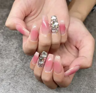 ネイル R inのネイルデザイン