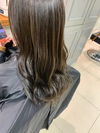 ロング カラー 310【サンイチマル】所属・透明感ハイトーン🦄 キラ🌈のヘアスタイル