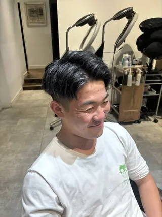 カラー げんば ななのヘアスタイル