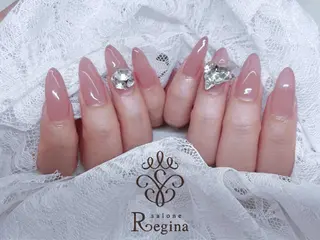 ネイル AYA Reginaのネイルデザイン