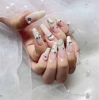 ネイル KARI ネイルサロンのネイルデザイン