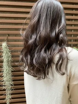 ロング カラー glow所属・嶋田 遥奈のマツエク・マツパデザイン