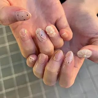 ネイル 河野 弥月のネイルデザイン