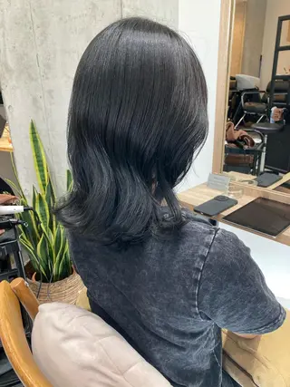 ミディアム ✨色持ちの良い艶 カラー✨蟹江真世のヘアスタイル