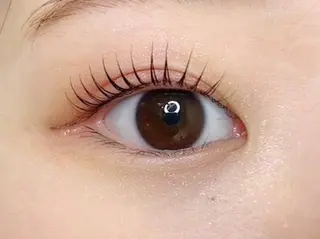 マツエク・マツパ TRIPLE-ef所属・菅澤 朱梨のマツエク・マツパデザイン