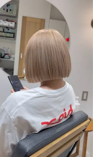 ショート カラー パーマ/ボブ /レイヤー チヒロのヘアスタイル