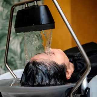 Unique ユニークのヘアスタイル