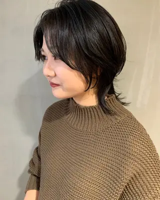 ミディアム カラー SALOWIN梅田茶屋町店所属・ウルフレイヤーカット /チヒロのヘアスタイル