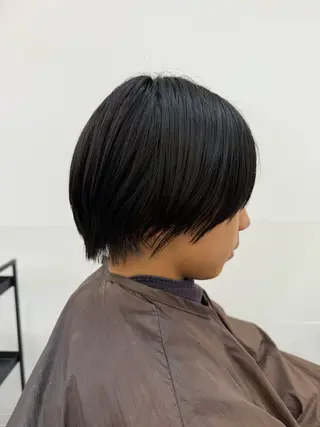 ショート カラー パーマ 🦁おとは🦁 EssbyLovisのヘアスタイル