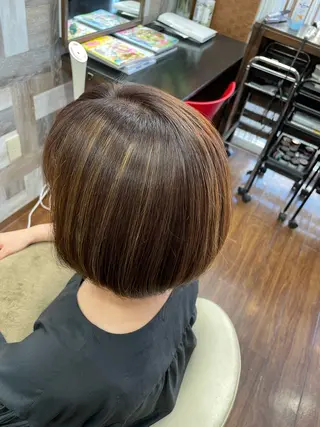 ショート カラー Hair Peace所属・戎 歩のヘアスタイル