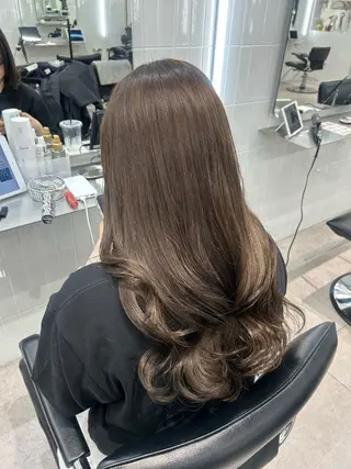 ロング 縮毛👱🏽‍♀️ 🎀海外ハイライトのヘアスタイル