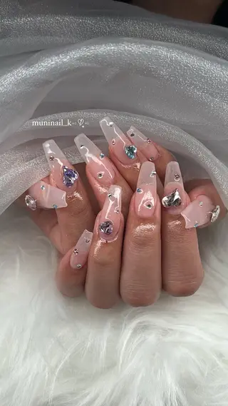 ネイル muni所属・鶴橋♡̴⟡.˚ネイル kpop.ワンホンのネイルデザイン